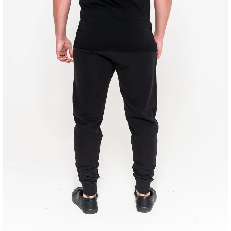 hosen-lange-hose-schwarz-track-pant-der-chicago-white-sox-mlb-von-new-era hosen-lange-hose-schwarz-track-pant-der-chicago-white-sox-mlb-von-new-era