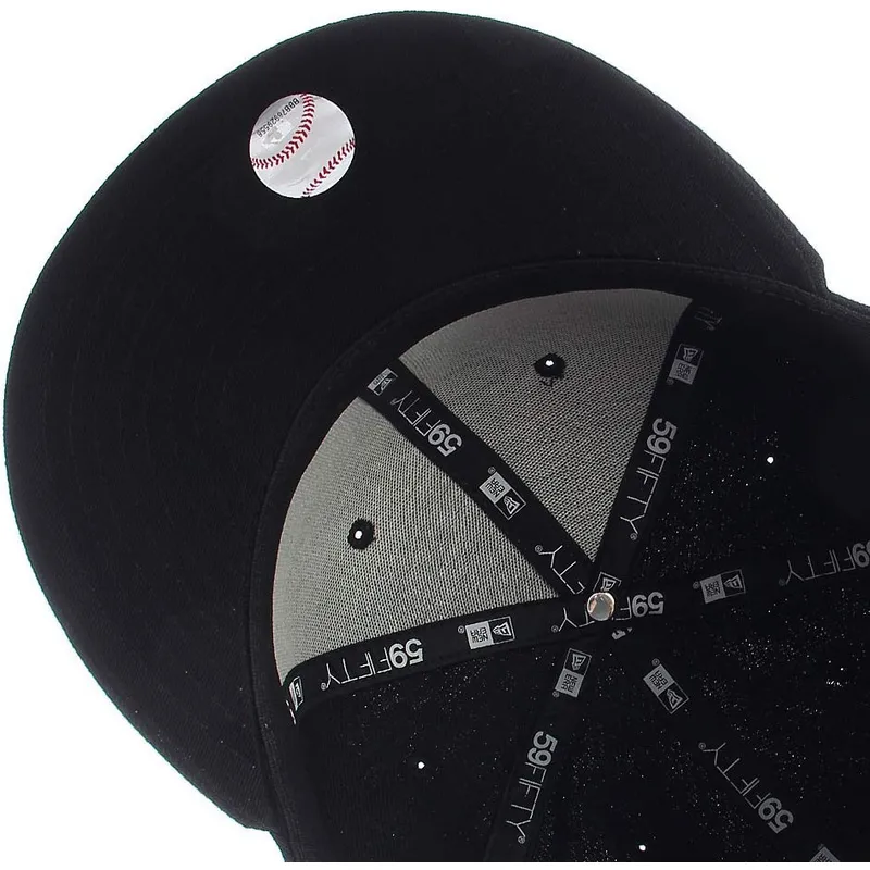 cappelli-piatta-nero-regolato-59fifty-essential-dei-boston-red-sox-mlb-di-new-era