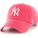 wyginieta-czapka-rozowa-new-york-yankees-mlb-clean-up-47-brand