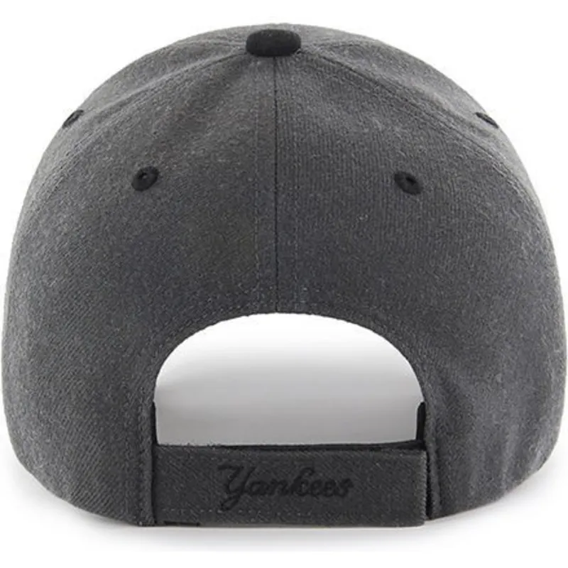 cappelli-curva-nero-cinghia-regolabile-clara-dei-new-york-yankees-mlb-di-47-brand
