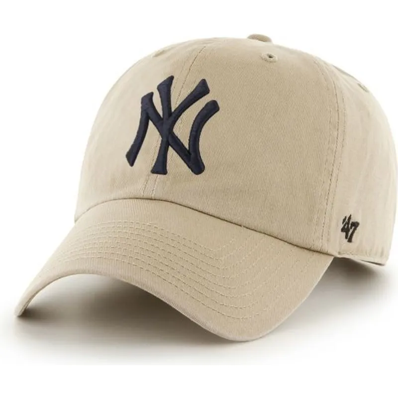 cappellino-beige-con-visiera-curva-e-logo-nero-dei-new-york-yankees-mlb-clean-up-di-47-brand
