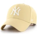 cappellino-curvo-giallo-oro-chiaro-snapback-dei-new-york-yankees-mlb-mvp-di-47-brand