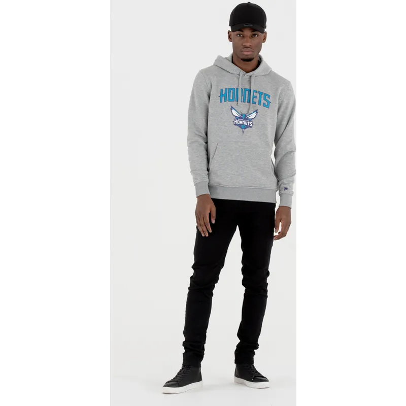 sweatshirt-mit-kapuze-grau-pullover-hoody-der-charlotte-hornets-nba-von-new-era sweatshirt-mit-kapuze-grau-pullover-hoody-der-charlotte-hornets-nba-von-new-era