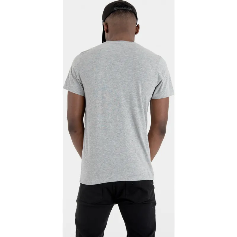 t-shirt-kurzarm-grau-de-der-milwaukee-bucks-nba-von-new-era