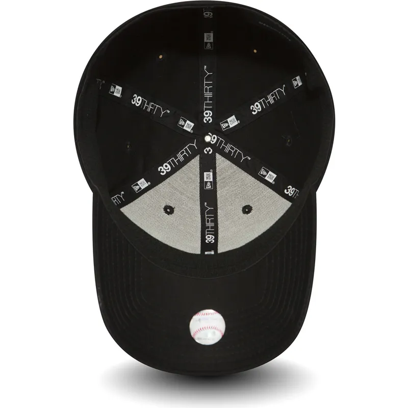 cappellino-curvo-nero-con-logo-nero-aderente-39thirty-classic-di-new-york-yankees-mlb-di-new-era
