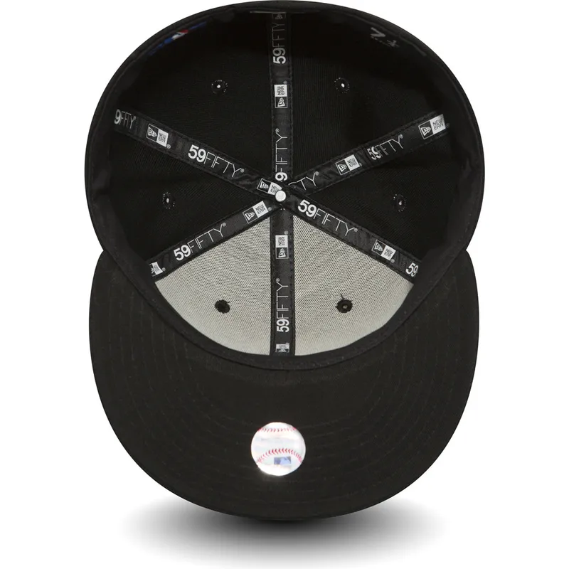 czarna-dopasowana-czapka-z-daszkiem-59fifty-essential-new-york-yankees-mlb-marki-new-era