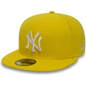 cappelli-piatta-giallo-regolato-59fifty-essential-dei-new-york-yankees-mlb-di-new-era