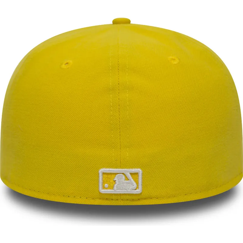 cappelli-piatta-giallo-regolato-59fifty-essential-dei-new-york-yankees-mlb-di-new-era