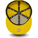 cappelli-piatta-giallo-regolato-59fifty-essential-dei-new-york-yankees-mlb-di-new-era