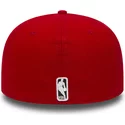 cappellino-visiera-piatta-rosso-aderente-59fifty-essential-di-chicago-bulls-nba-di-new-era