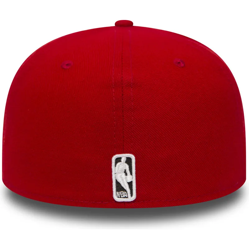cappello-piatto-rosso-regolabile-59fifty-essential-dei-chicago-bulls-nba-di-new-era