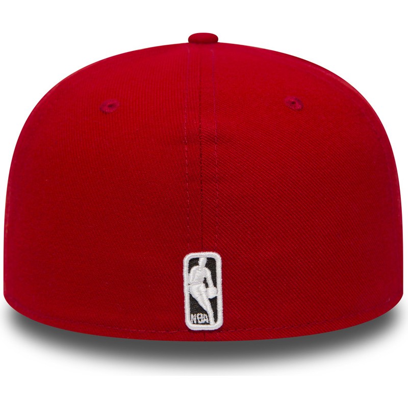 Cappellino visiera piatta rosso aderente 59FIFTY Essential di Chicago Bulls  NBA di New Era: Caphunters.ch