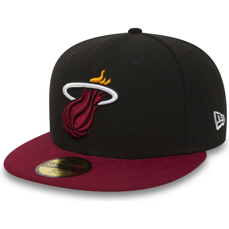 czarna-dopasowana-czapka-z-daszkiem-59fifty-essential-miami-heat-nba-marki-new-era