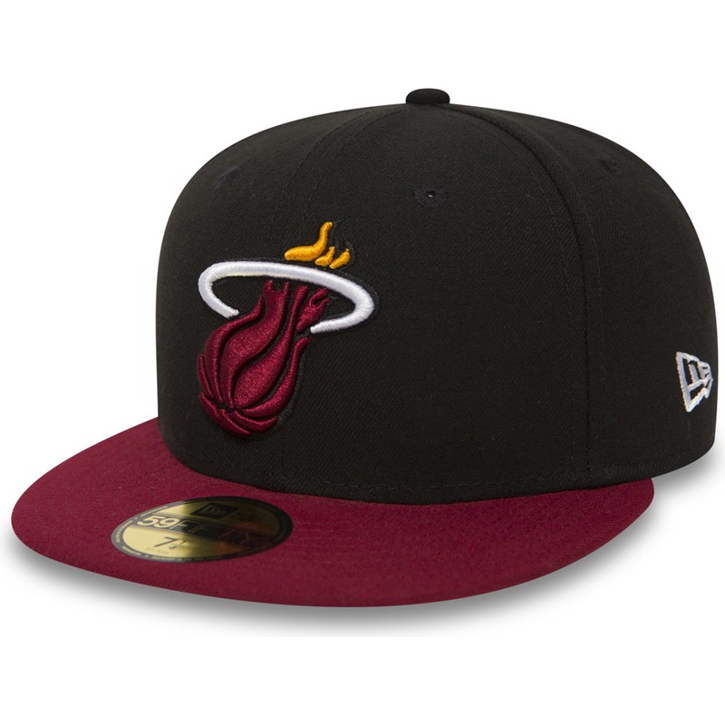 Cappellino visiera piatta nero aderente 59FIFTY Essential di Miami Heat NBA  di New Era: Caphunters.ch