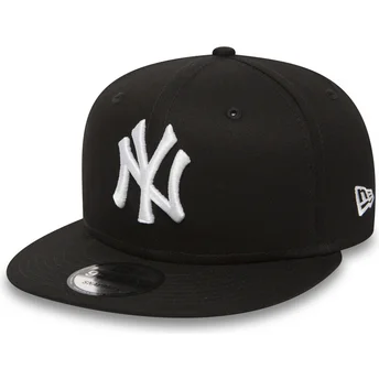 cappello-piatto-nero-regolabile-9fifty-white-on-black-dei-new-york-yankees-mlb-di-new-era