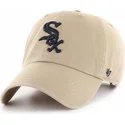 cappellino-visiera-curva-beige-con-logo-nero-di-chicago-white-sox-mlb-clean-up-di-47-brand