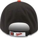 wyginieta-czapka-biala-czarna-i-pomaranczowa-z-regulacja-9forty-the-league-baltimore-orioles-mlb-new-era