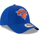 justerbar-bla-kurvet-kasket-9forty-the-league-fra-new-york-knicks-nba-fra-new-era
