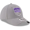 verstellbare-graue-9forty-kappe-the-league-sacramento-kings-nba-von-new-era