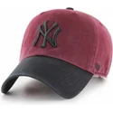 cappellino-curvo-rosso-con-visiera-e-logo-nero-dei-new-york-yankees-mlb-clean-up-two-tone-di-47-brand