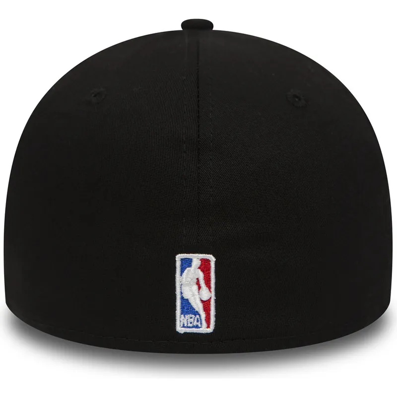 mutzen-gebogen-schwarz-angepasst-39thirty-black-base-der-chicago-bulls-nba-von-new-era mutzen-gebogen-schwarz-angepasst-39thirty-black-base-der-chicago-bulls-nba-von-new-era