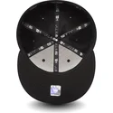 mutzen-flach-schwarz-angepasst-59fifty-black-coll-der-new-england-patriots-nfl-von-new-era