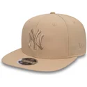 cappelli-piatta-rosa-snapback-rosa-9fifty-nano-ripstop-dei-new-york-yankees-mlb-di-new-era
