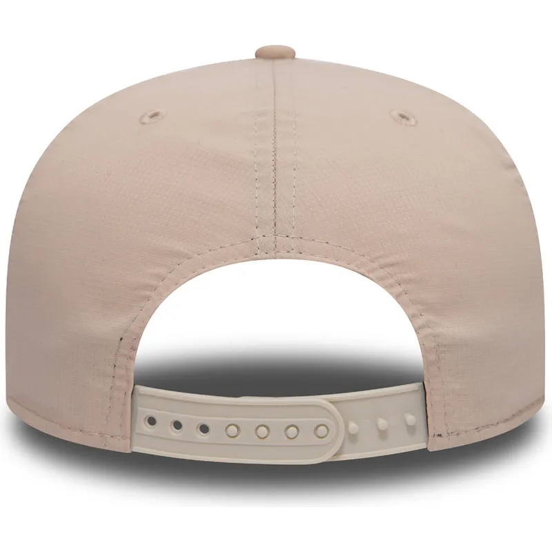 cappelli-piatta-rosa-snapback-rosa-9fifty-nano-ripstop-dei-new-york-yankees-mlb-di-new-era