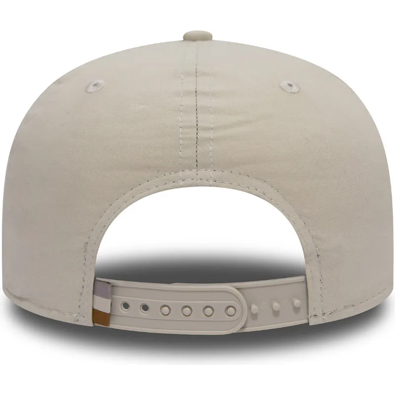 cappelli-piatta-rosa-snapback-9fifty-lightweight-essential-dei-new-york-yankees-mlb-di-new-era