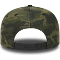 cappello-snapback-piatto-camouflage-con-logo-e-visiera-nera-9fifty-mesh-overlay-dei-new-york-yankees-mlb-di-new-era