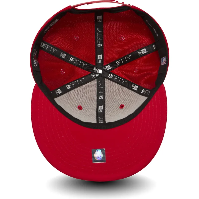 cappelli-piatta-rosso-snapback-9fifty-mesh-dei-chicago-bulls-nba-di-new-era cappelli-piatta-rosso-snapback-9fifty-mesh-dei-chicago-bulls-nba-di-new-era