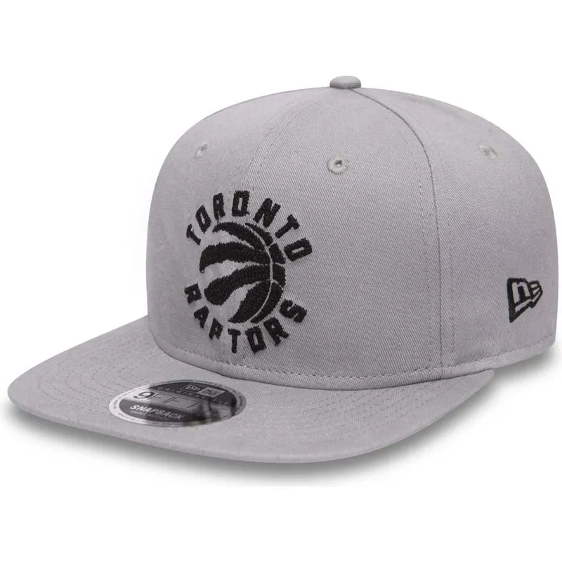cappelli-piatta-grigio-snapback-9fifty-chain-stitch-dei-toronto-raptors-nba-di-new-era cappelli-piatta-grigio-snapback-9fifty-chain-stitch-dei-toronto-raptors-nba-di-new-era