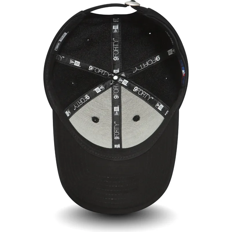 mutzen-gebogen-schwarz-verstellbares-band-9forty-satin-patch-der-new-york-yankees-mlb-von-new-era