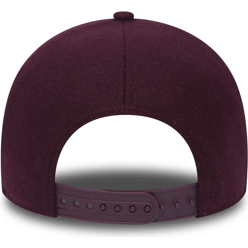 mutzen-gebogen-rot-verstellbares-band-granate-9forty-melton-a-frame-der-new-york-yankees-mlb-von-new-era