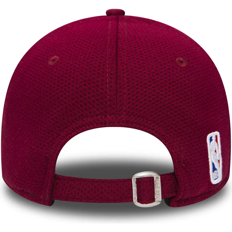 mutzen-gebogen-rot-verstellbares-band-9forty-mesh-der-cleveland-cavaliers-nba-von-new-era