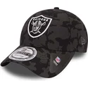 cappelli-curva-nero-cinghia-regolabile-9forty-night-time-reflective-dei-las-vegas-raiders-nfl-di-new-era