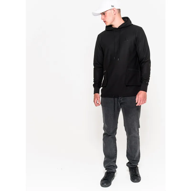 felpe-con-cappuccio-nero-pullover-hoody-stealth-dei-new-york-yankees-mlb-di-new-era felpe-con-cappuccio-nero-pullover-hoody-stealth-dei-new-york-yankees-mlb-di-new-era