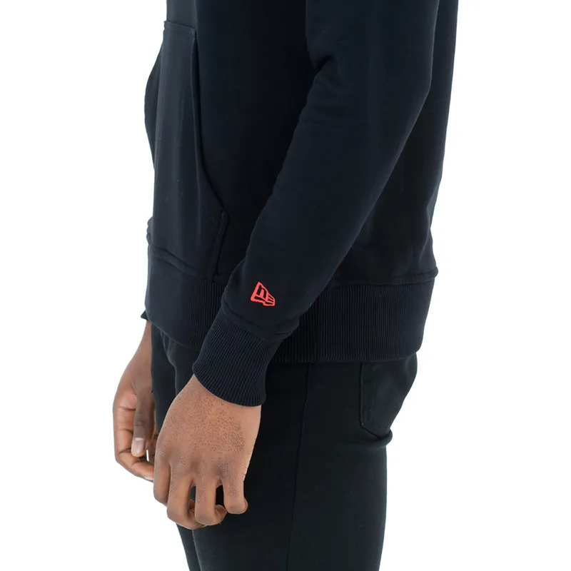 felpe-con-cappuccio-nero-pullover-hoody-dei-chicago-bulls-nba-di-new-era
