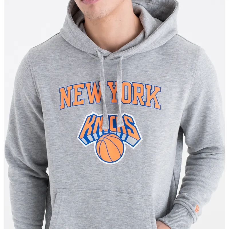 sweatshirt-mit-kapuze-grau-pullover-hoody-der-new-york-knicks-nba-von-new-era sweatshirt-mit-kapuze-grau-pullover-hoody-der-new-york-knicks-nba-von-new-era