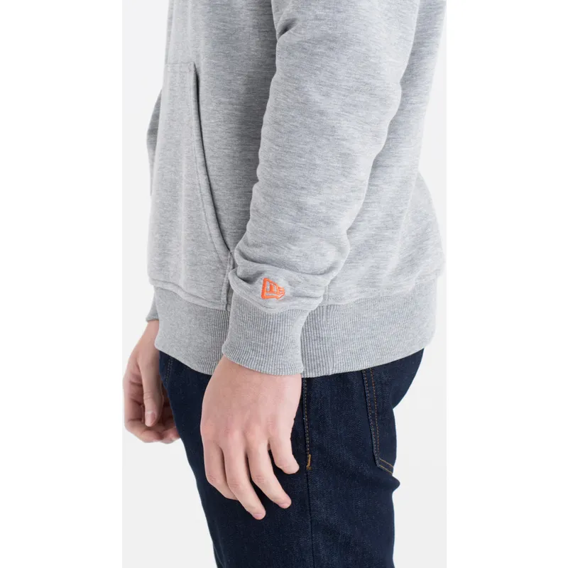sweatshirt-mit-kapuze-grau-pullover-hoody-der-new-york-knicks-nba-von-new-era sweatshirt-mit-kapuze-grau-pullover-hoody-der-new-york-knicks-nba-von-new-era