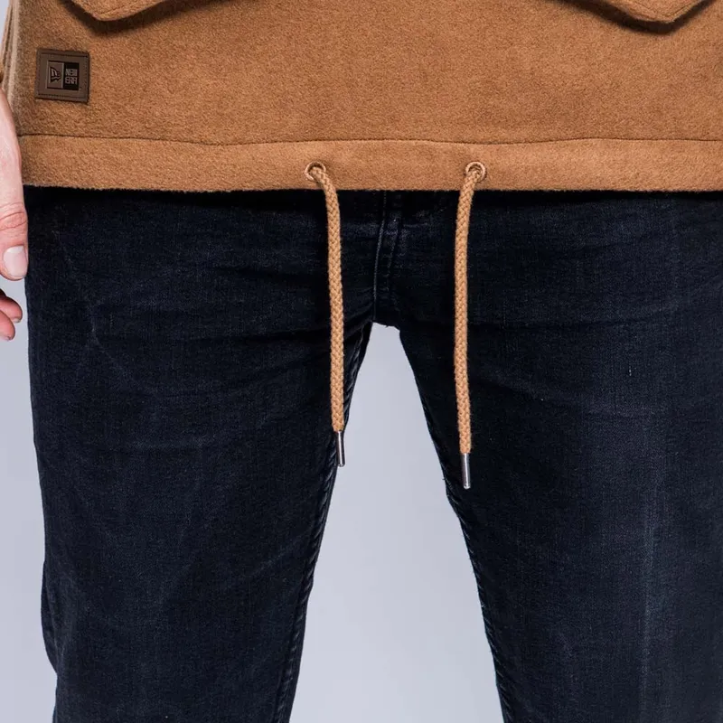 sweatshirt-mit-kapuze-braun-der-sudadera-con-capucha-marron-pullover-hoody-premium-classics-von-new-era