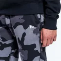 pantaloni-pantalone-lungo-mimetizzazione-jogger-ntc-dei-las-vegas-raiders-nfl-di-new-era