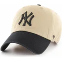 cappellino-beige-con-visiera-curva-e-logo-nero-dei-new-york-yankees-mlb-clean-up-two-tone-di-47-brand
