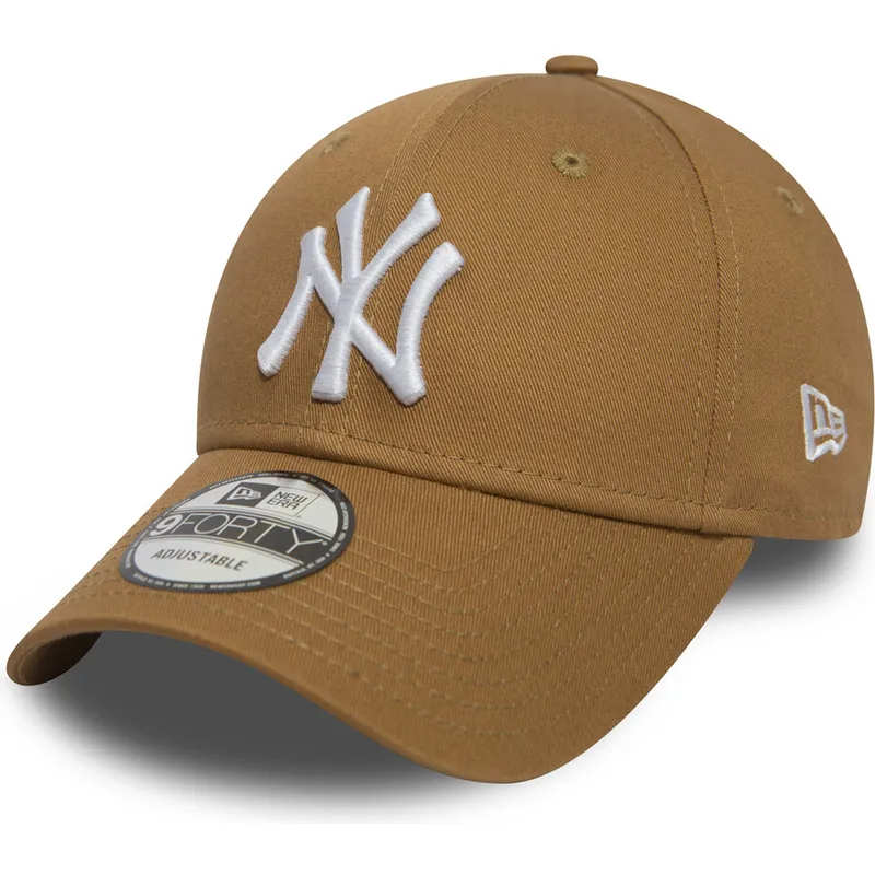 mutzen-gebogen-braun-verstellbares-band-claro-9forty-essential-der-new-york-yankees-mlb-von-new-era
