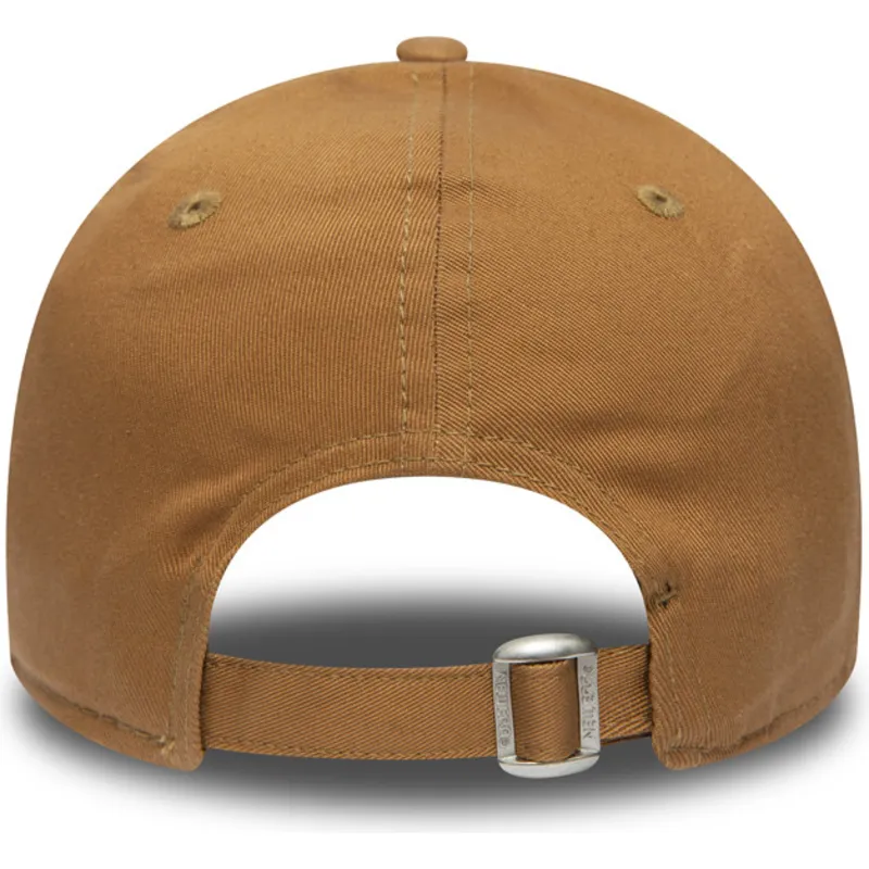 cappelli-curva-marrone-cinghia-regolabile-claro-9forty-essential-dei-new-york-yankees-mlb-di-new-era