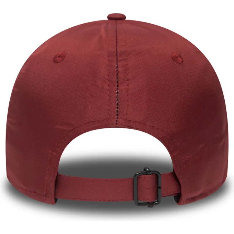 cappelli-curva-rosso-cinghia-regolabile-granate-negro-9forty-ripstop-dei-new-york-yankees-mlb-di-new-era