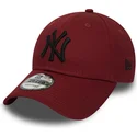 mutzen-gebogen-rot-verstellbares-band-negro-9forty-essential-der-new-york-yankees-mlb-von-new-era