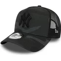 casquette-trucker-camouflage-noire-essential-camo-a-frame-new-york-yankees-mlb-new-era