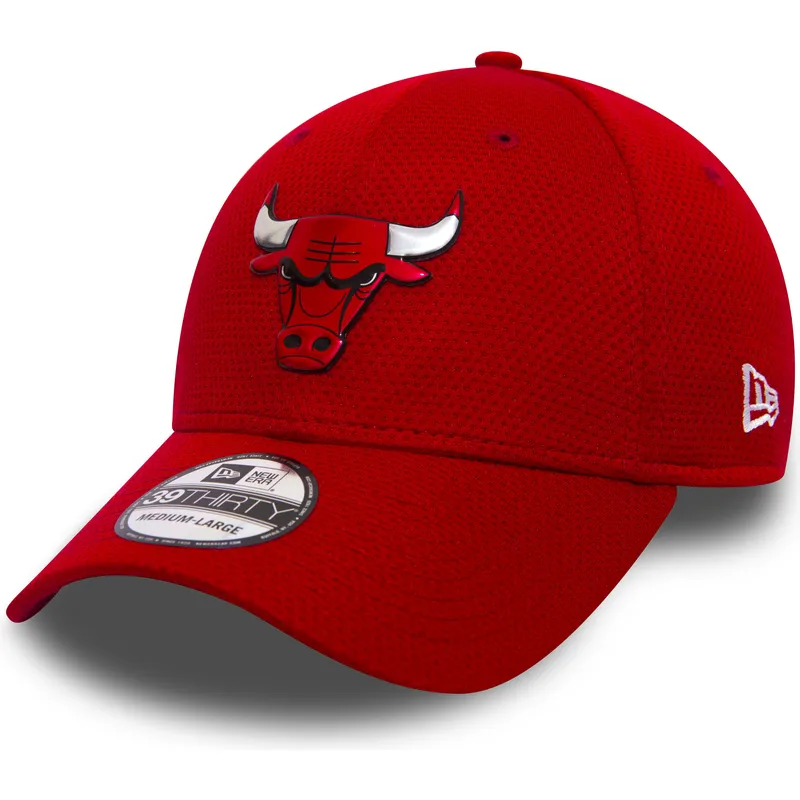 cappelli-curva-rosso-regolato-39thirty-pack-dei-chicago-bulls-nba-di-new-era