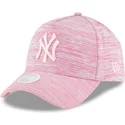 cappellino-rosa-con-visiera-curva-regolabile-con-logo-rosa-9forty-a-frame-engineered-fit-dei-new-york-yankees-mlb-di-new-era